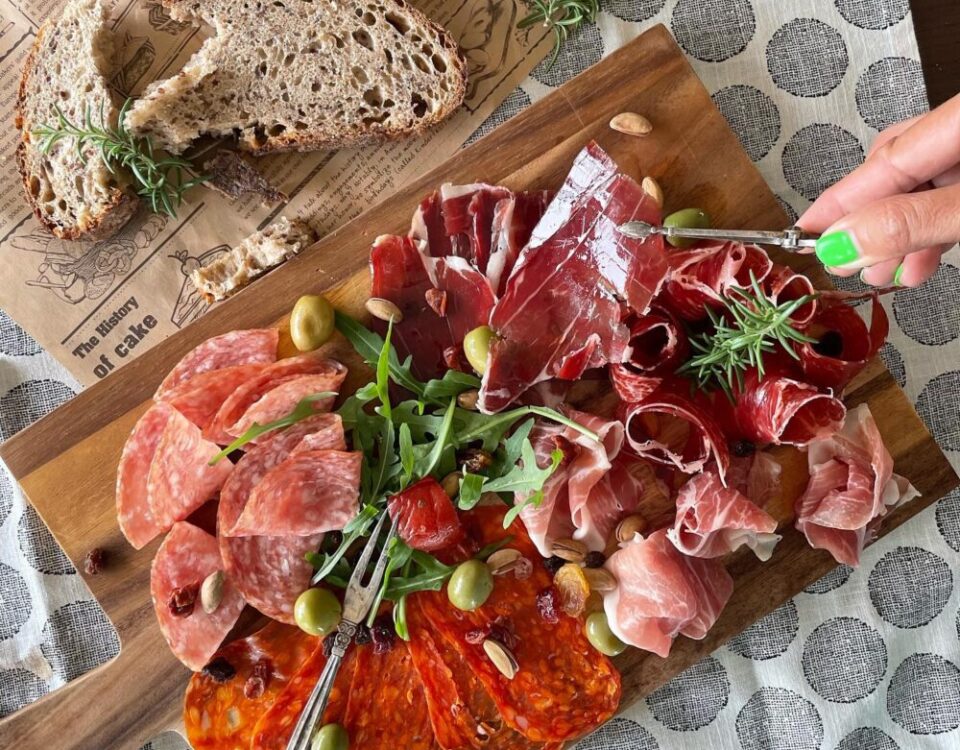 Appetizer ทานเล่นเรียกน้ำย่อยกับไวน์ขาว/Bubble กับเพื่อนๆ ก่อนทาน Dinner สวยด้วย...