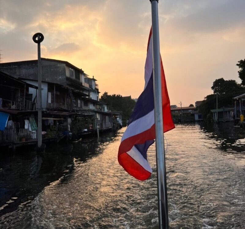 Amazing Thailand บางครั้งสิ่งดีๆที่เรามีอยู่อาจจะใกล้ตัวมากหรือได้มาง่ายๆ เลยทำใ...
