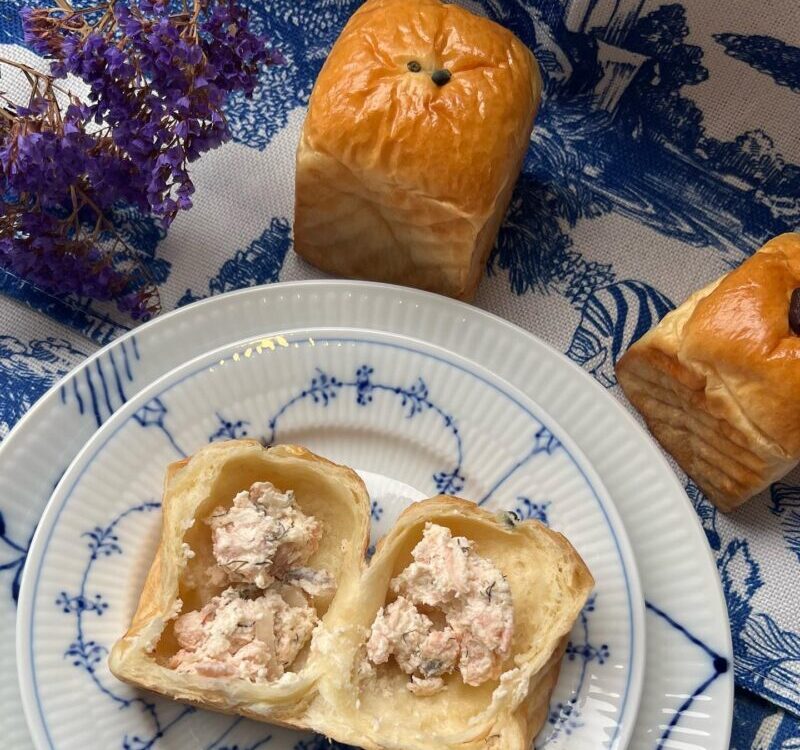 Breakfast Time
ขนมปังก้อนเหลี่ยม อร่อย ทานง่าย พกพาสะดวก เหมาะกับเวลารีบยามเช้า ...