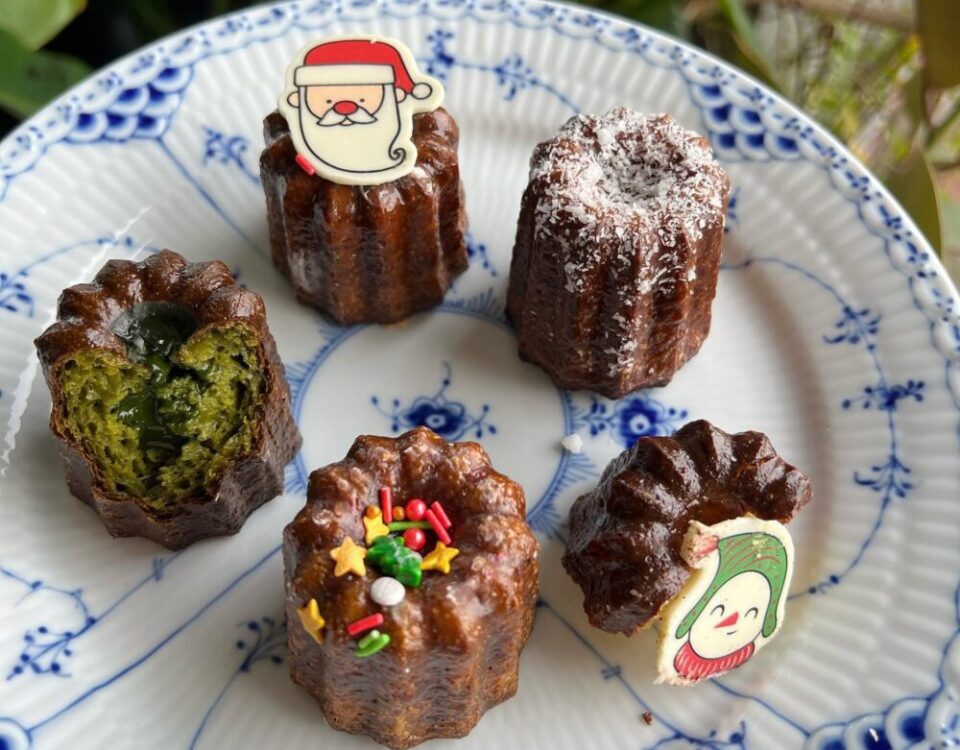 Caneleอร่อยจัง กรอบนอก หนึบใน กลมกล่อมไม่หวานมาก  ขอบคุณคุณปุ๊กที่น่ารักมากนะคะ ...