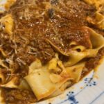 HandCut pasta with homemade bolognese sauce 
เบื่อๆ อยากๆทำเส้นพาสต้าที่บ้านเองซ...