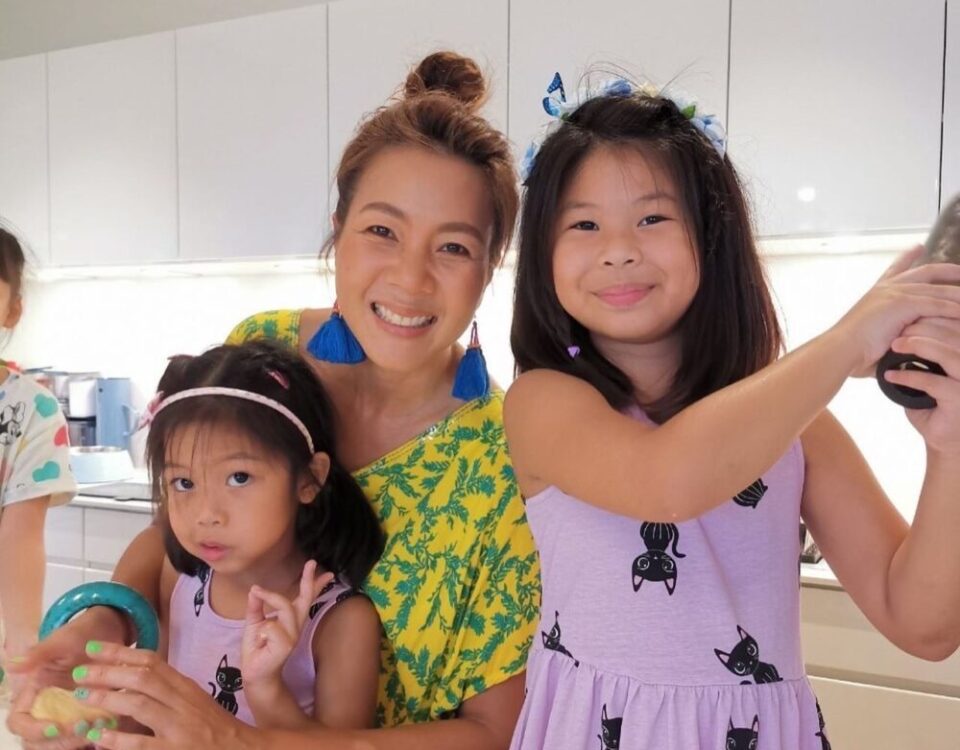 Happy Bakingเด็กมีความสุขกับการทำขนม ป้าก็ดีใจ ทำเมนูง่ายๆ English Shortbreadมีส...