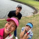 Happy Golf  day with Pro Puk      มาเล่นกับโปรทั้งตระกูล  555 สนามLakewood ดีขึ้...