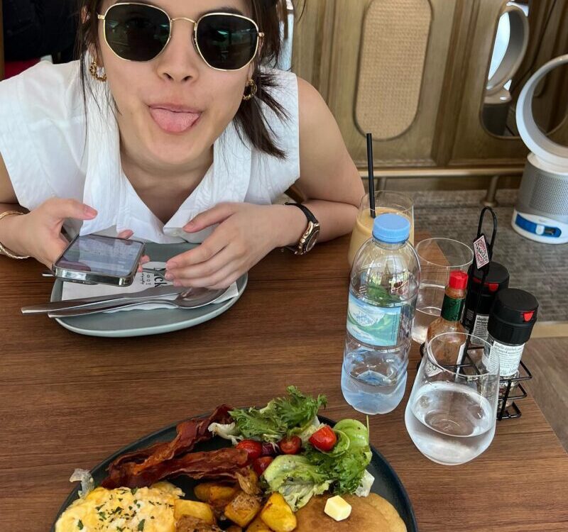 Happy Lunch   เวลาไม่พอ...