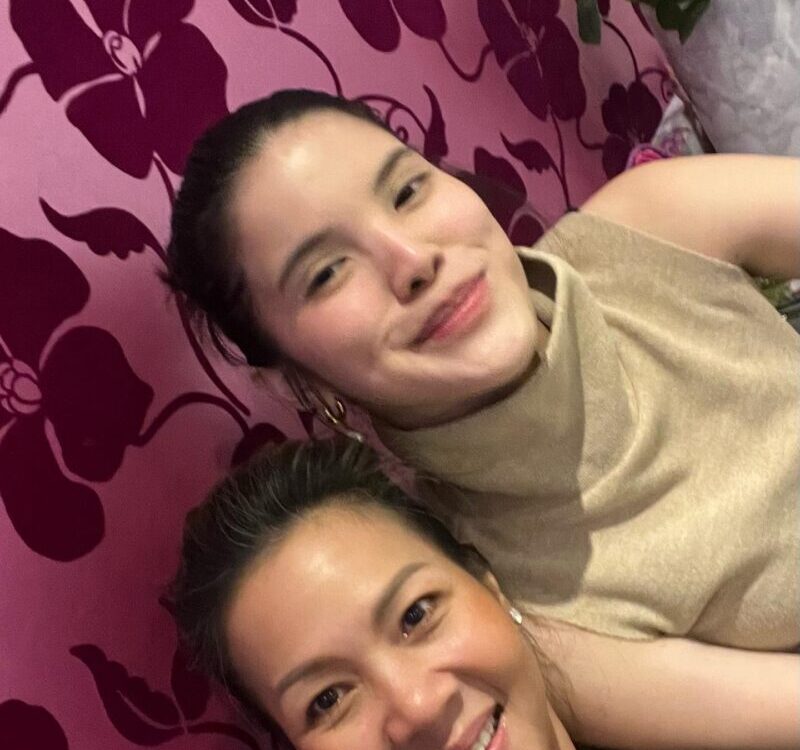 Happy Night with Happy People     is...