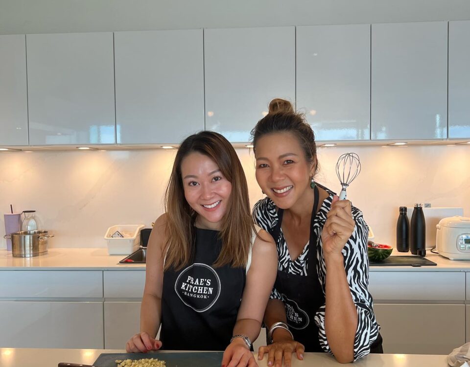 Happy Private Cooking Class with Nong Kan  
วันนี้ได้สอนน้องกัญ หมอฟันคนสวย ทำไป...