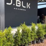 J Black Golf Academy  ประทับใจ ใกล้นิดเดียว แค่ธนาซิตี้ มีทุกอย่างครบวงจร มาลองก...