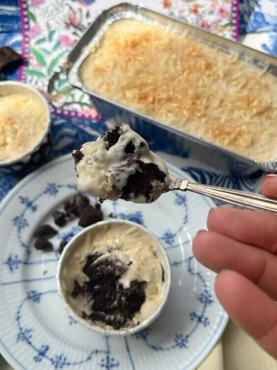 Newเค้กใหม่ล่าสุด Choco Milky เค้กชอคโกแลตหน้านมนิ่มโรยชีสcheddar กลมกล่อม ลงตัว...