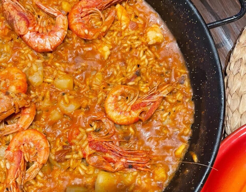 Risotto seafood tomato sauce

ริซอตโต้ไม่ยากอย่างที่คิด รสเปรี้ยวอ่อนๆ จากมะเขือ...