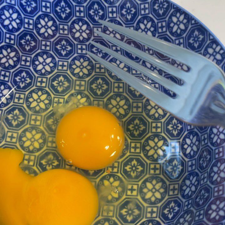 Scrambled Eggไข่cage free ทำง่าย ผสมเนยและครีม Elle&Vire กลมกล่อม ซื้อได้ที่ เ...