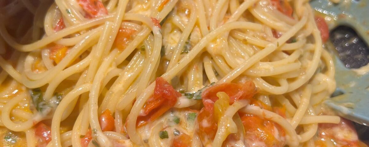 Spaghetti with fresh tomatoand cheese  by Aya  and Kutsu well done...