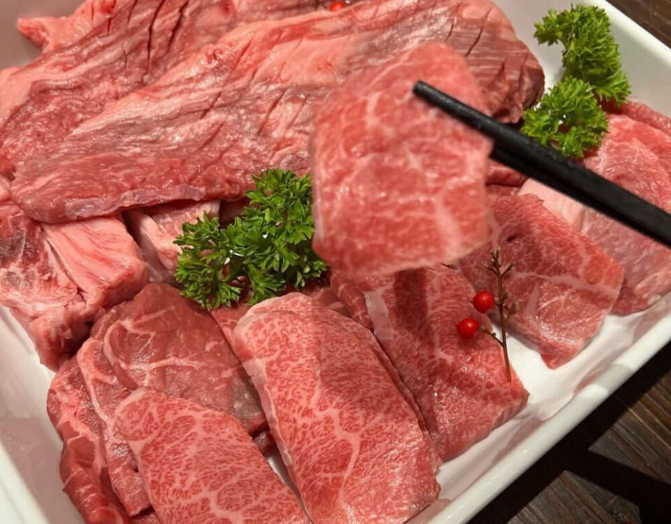 กินเนื้อย่างต้อนรับปีใหม่กับน้องๆที่รัก...