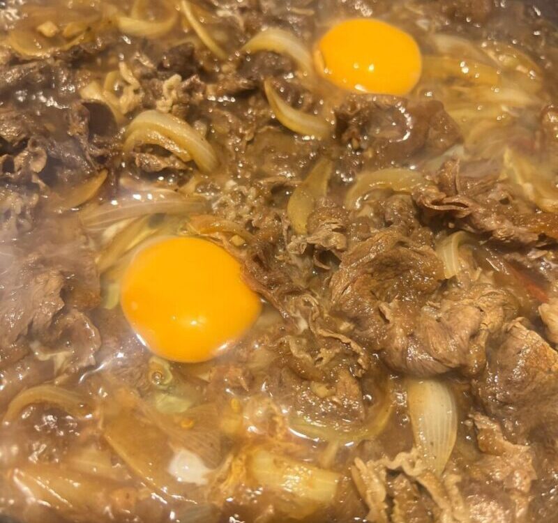 ข้าวหน้าเนื้อทำเอง อร่อยง่ายๆ เพิ่มโปรตีนด้วยไข่ไก่ไร้สารเคมีและฮอร์โมน...