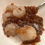 มาหัวหินก็ต้องทาน ร้าน  ซิคะ สั่งมาทานที่บ้านยังอร่อย ขนมหวาน สาคูสดลำไยใหญ่มาก ...