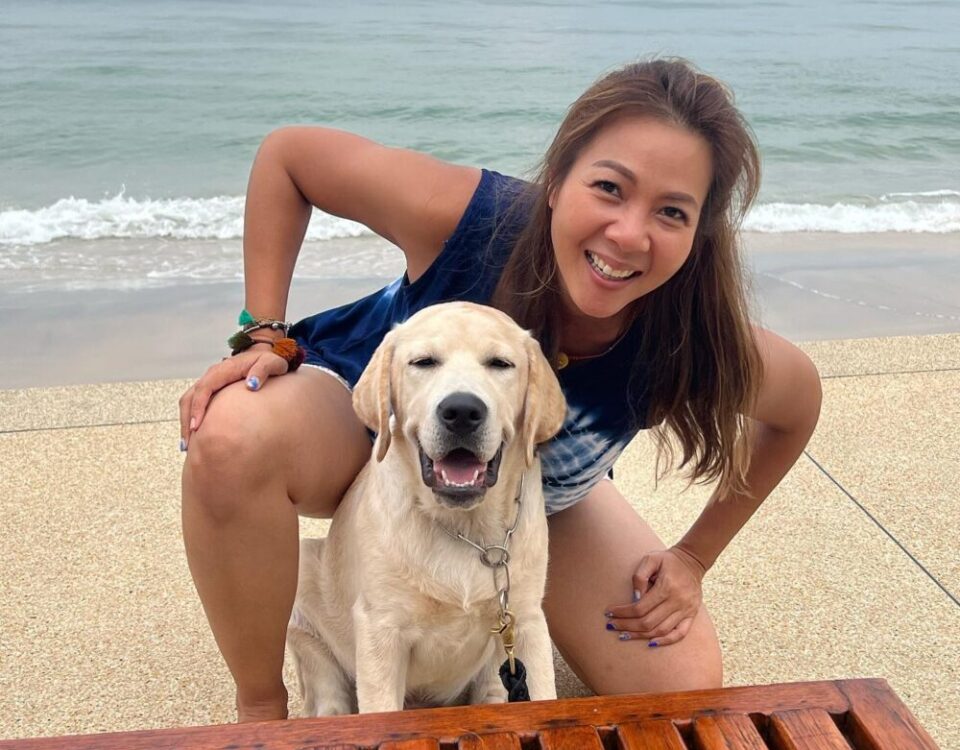 มีลูกเป็นหมา 2ตัว Herky&Oscar เริงร่าริมทะเล...