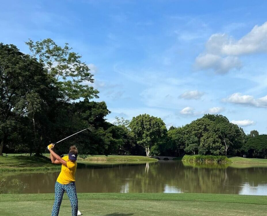 วันดีดีกับคุณเสมอและเพื่อนที่สันติบุรี เชียงราย 
สนามสวยมาก อากาศดี สภาพเยี่ยม ม...