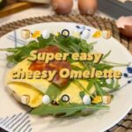 วันนี้ KTF ขอเสนอ 'Very Easy Cheesy Omelette' by  ค่าา 
เมนูอาหารเช้าหน้าตาน่าทา...