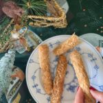 ส่งมาด้วยใจ ขอบคุณคุณเฟิร์น  ลูกค้าของPrae’s Kitchenที่น่ารัก ที่ขนมลาแบบorigina...