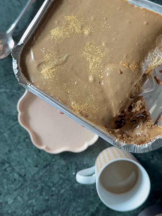 เค้กกาแฟหน้านิ่มตรงครีมกาแฟเป็นครีมนุ่มๆรสกาแฟใส่นมข้นหวานมันๆไม่หวานมากกับตัวเน...