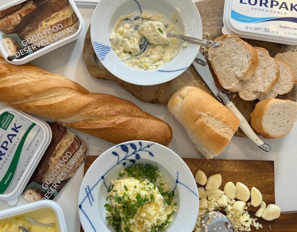 เนยที่มีติดบ้านเป็นแม่บ้านเดนมาร์กก็ต้องใช้เนยจากเดนมาร์กซิคะ เนยLurpakนี่ชอบมาก...