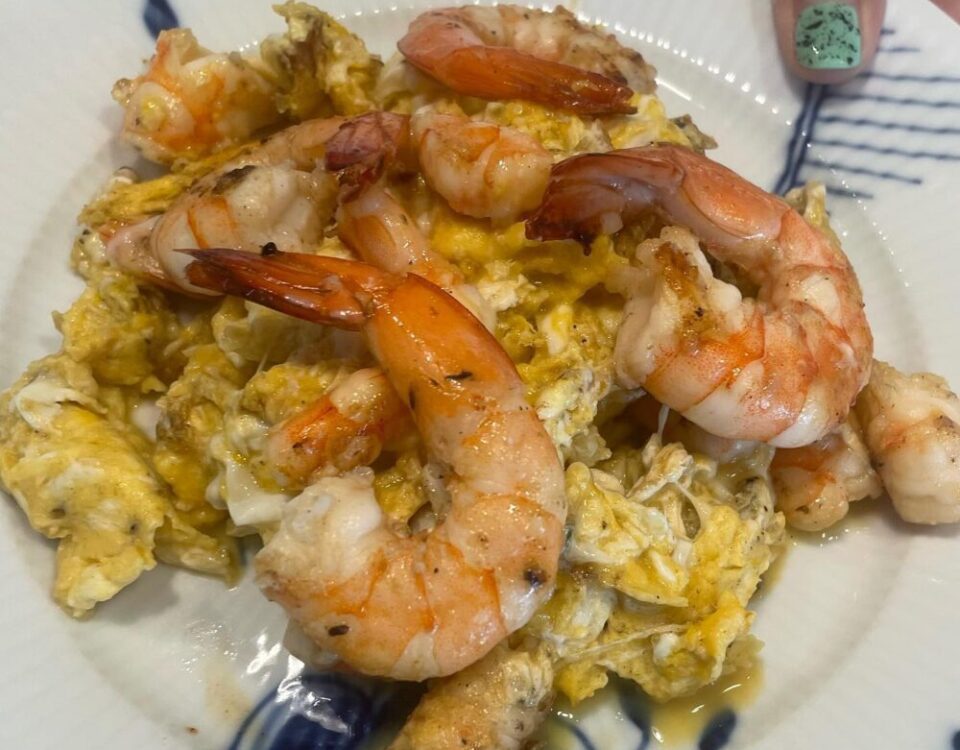 เมนูไข่วันนี้ ไข่ขยี้กุ้งสด ทำง่ายมาก อร่อยด้วย ลองไปทำกันเลยค่ะ
ทานไข่ต้านโรค ว...