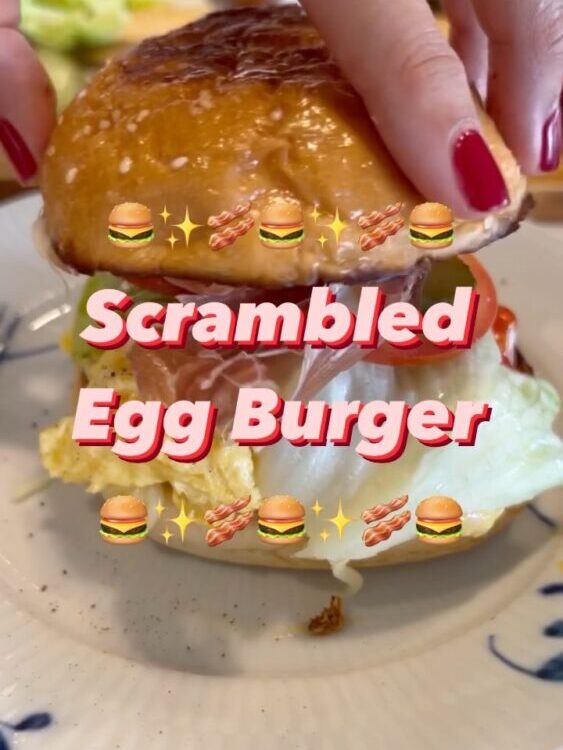 ‘Scrambled Egg Burger’ โดย  
เบอร์เกอร์ก็อร่อยได้ ไม่ง้อเนื้อบด!!

ใช้ไข่คนจากไข...