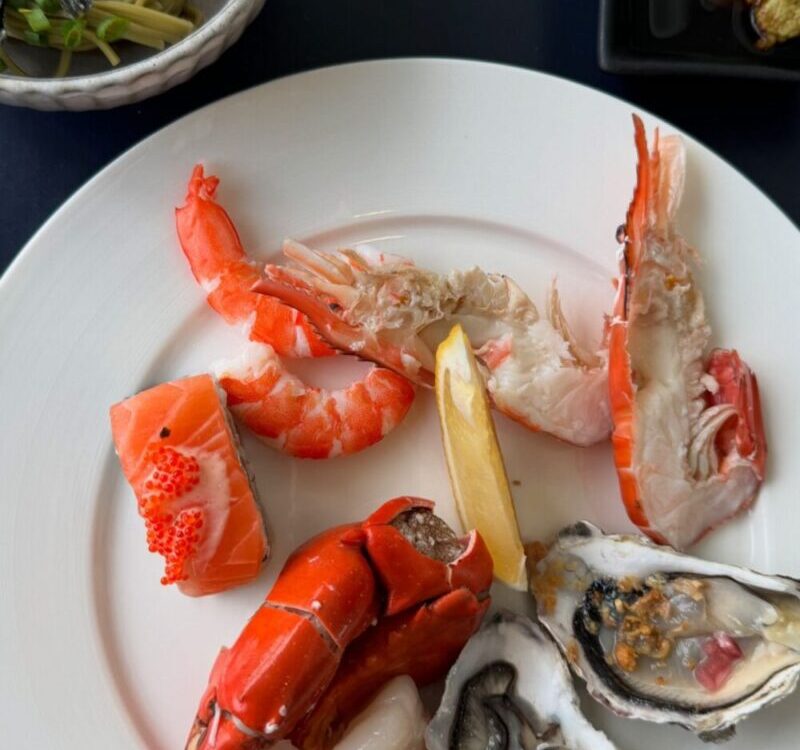 Such a lovely day   at Lord Jim’s  
เป็นbuffetที่ชอบที่สุด ปกติไม่ค่อยทานbuffetแ...