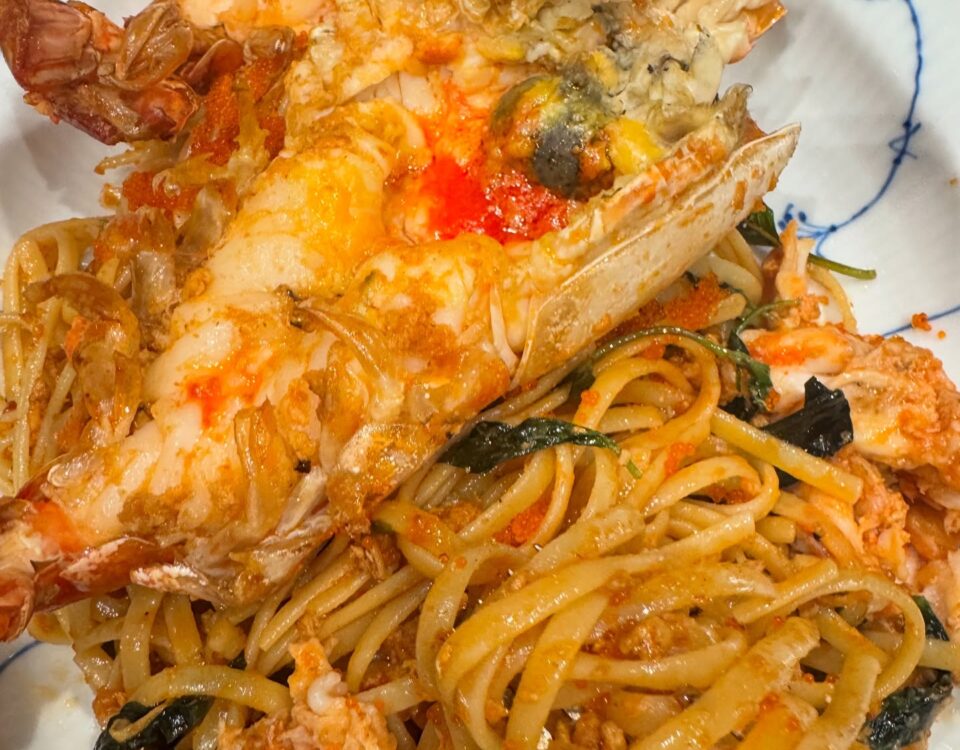 Cooking with kids   สนุกมาก อลหม่าน เด็กชอบและคึกมาก ทานกันเก่งมากด้วยค่ะ คนทำปล...