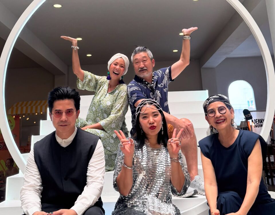 มาตลาดNiran Market ที่นครปฐมของน้องรัก ทั้ง2   ดีใจได้เจอคุณแม่ด้วย จัดดีมาก สนุ...