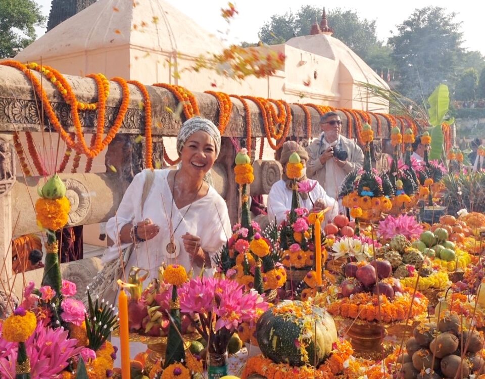 “หนึ่งในประสบการณ์ที่งดงามที่สุดในชีวิต…
ได้ร่วมพิธีบูรณะและทำความสะอาดฉัตรทองคำ...