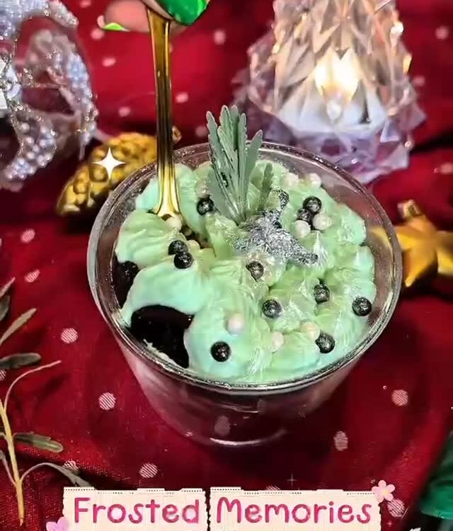 Prae’s Kitchenมีไอเดียเค้กช่วงChristmasมาฝากค่ะ 
ชื่อ  Frosted Memory Cake 
เค้ก...