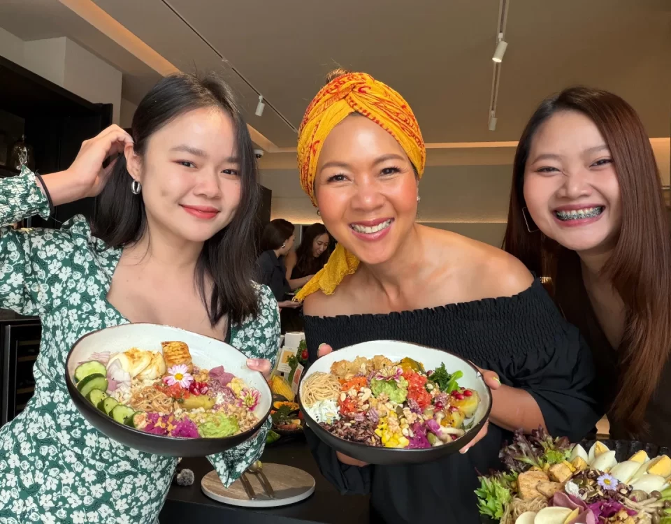 ขอบคุณทางพี่แพร  
และพี่แจน 
สำหรับการเชิญทาง The Library ไปร่วมมื้ออาหารสุดพิเศ...