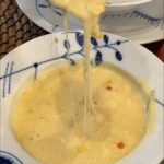 ชีสสสสยืดแบบนี้ใครจะอดใจไหว.. แต่ตอนท้ายพีคมาก! ￼ ￼...