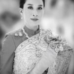 เสด็จสู่ฟากฟ้าสุราลัย 
.
สถิตในดวงใจตราบนิจนิรันดร์ 
น้อมศิระกราน กราบแทบพระยุคล...